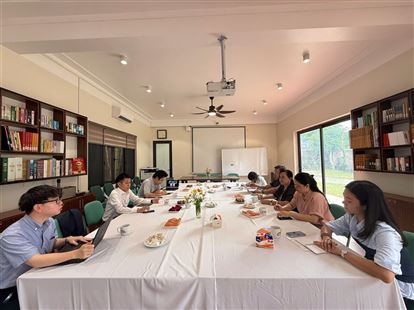 Đại diện Tập đoàn Hands Holdings (Nhật Bản) đến thăm và làm việc tại Quốc Tế Việt